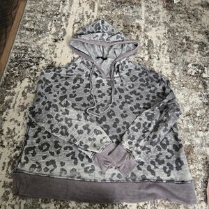 Gray Leopard Print Hoodie Jane And Delancey . Fits Smaller